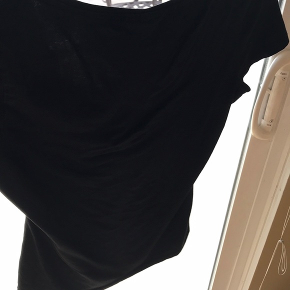 Black top - Picture 2 of 2